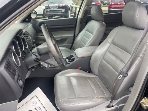 Used 2005 Dodge Magnum SXT w/ Comfort Seating Group AWD/4WD image 11