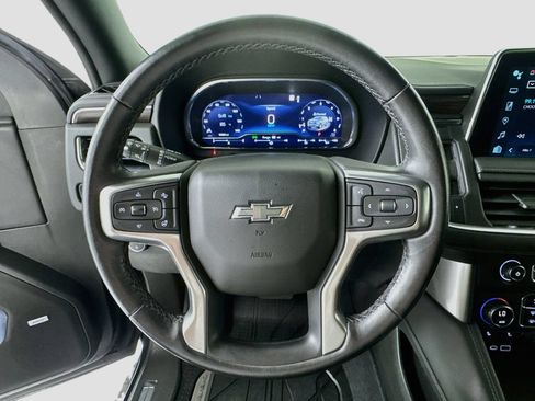 Used 2022 Chevrolet Tahoe Z71 w/ Luxury Package AWD/4WD image 12