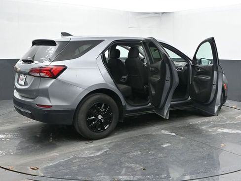 Used 2024 Chevrolet Equinox LT image 57