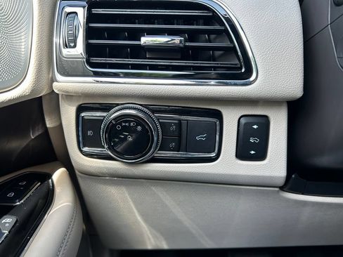 Used 2020 Lincoln Navigator Reserve w/ Luxury Package AWD/4WD image 59
