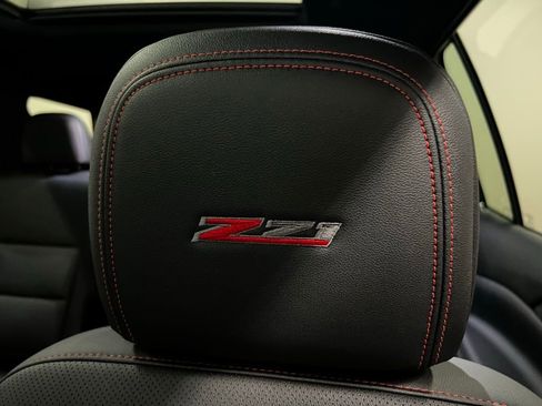 Certified 2025 Chevrolet Traverse Z71 w/ Driver Confidence Package image 36