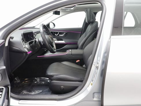 Used 2025 Mercedes-Benz E 450 4MATIC All-Terrain Wagon image 5