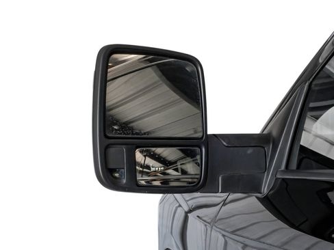 Used 2024 RAM 2500 Tradesman w/ Chrome Appearance Group AWD/4WD image 39