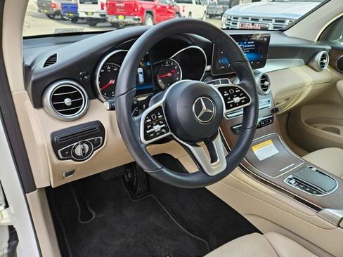 Used 2022 Mercedes-Benz GLC 300 4MATIC image 21