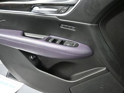 Used 2017 Cadillac XT5 Premium Luxury image 13