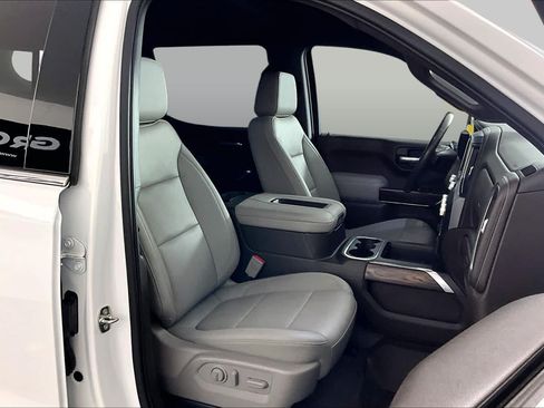 Certified 2022 GMC Sierra 1500 SLT w/ SLT Convenience Package RWD image 9