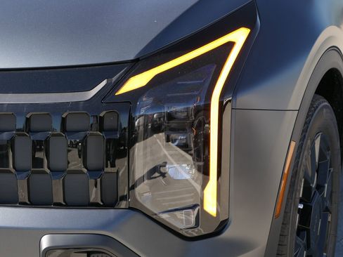 New 2026 Kia Sportage X-Line image 7
