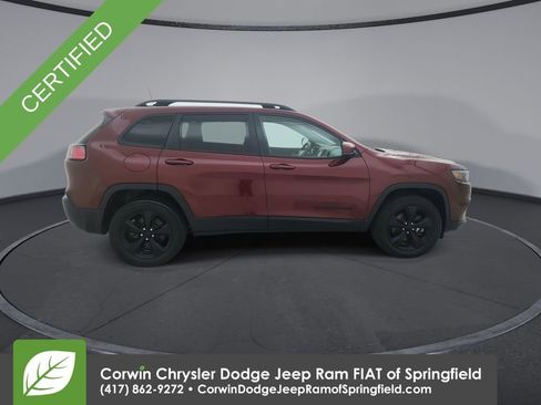 Used 2019 Jeep Cherokee Latitude Plus image 9