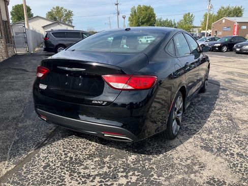 Used 2015 Chrysler 200 S w/ Comfort Group image 3
