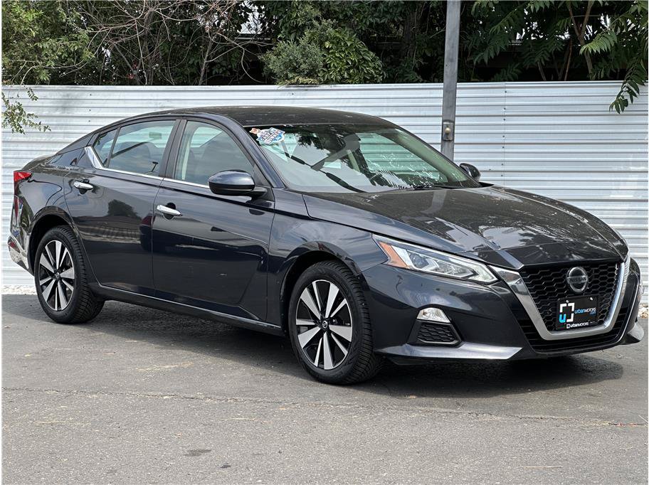 Used 2022 Nissan Altima 2.5 SV AWD/4WD image 8