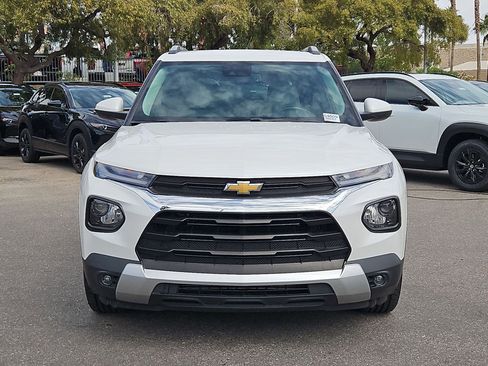 Used 2021 Chevrolet TrailBlazer LT w/ Premium Seating Package FWD image 8