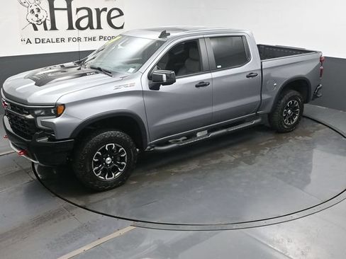 Used 2023 Chevrolet Silverado 1500 ZR2 w/ Technology Package AWD/4WD image 43