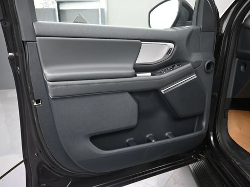 New 2026 Ford Expedition Active RWD image 6