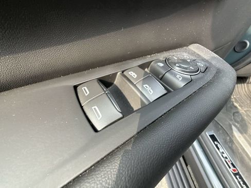 Used 2026 GMC Yukon AT4 Ultimate AWD/4WD image 19