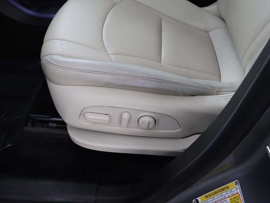 Used 2023 Buick Enclave Essence w/ Experience Buick Package AWD/4WD image 34