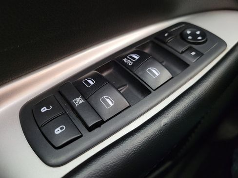 Used 2018 Dodge Journey SE w/ Popular Equipment Group image 27