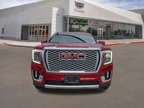 Used 2023 GMC Yukon Denali RWD image 3