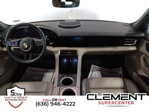 Used 2022 Porsche Taycan image 34