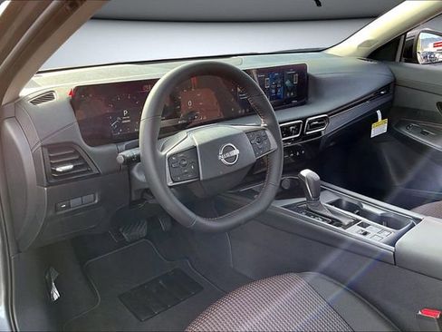 New 2026 Nissan Sentra SR w/ Floor Mat Package image 7