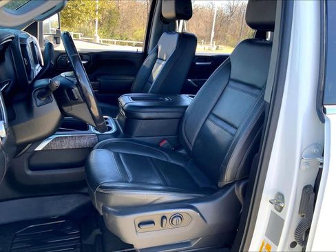 Used 2020 GMC Sierra 3500 Denali w/ Denali Ultimate Package image 7