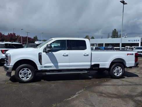 New 2026 Ford F250 XLT w/ XLT Premium Package AWD/4WD image 27