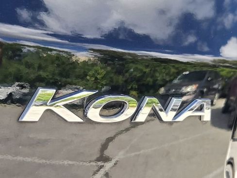 Certified 2023 Hyundai Kona SE image 14