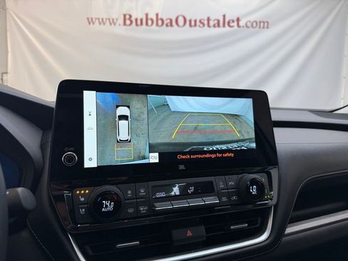 Certified 2026 Toyota Grand Highlander Platinum image 16