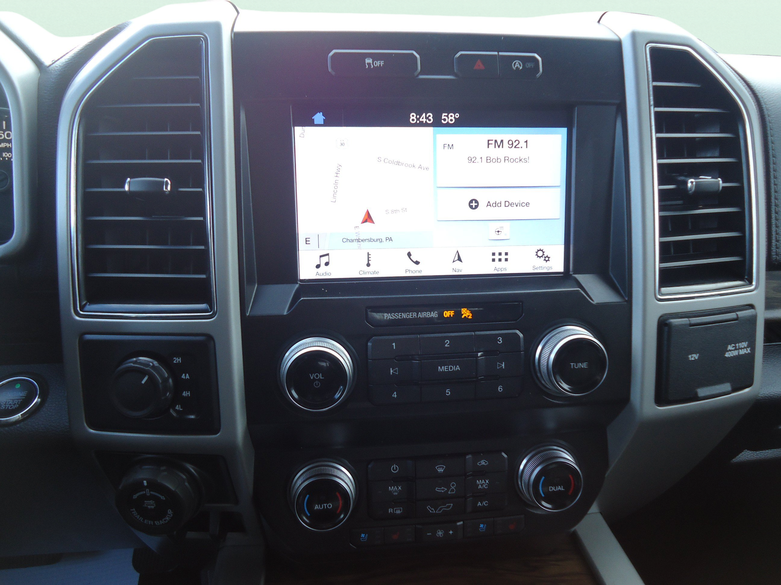 Used 2019 Ford F150 Lariat w/ Equipment Group 502A Luxury AWD/4WD image 17