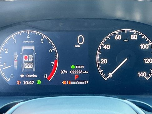 Used 2025 Honda HR-V Sport image 12