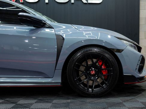 Used 2019 Honda Civic Type R image 13