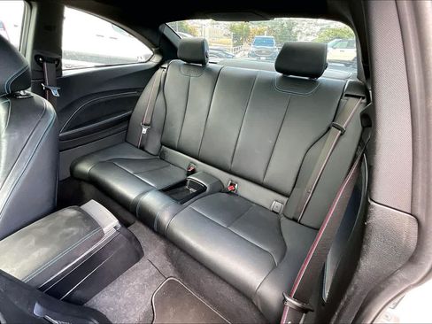 Used 2017 BMW M2 RWD image 28