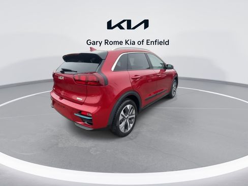 Used 2022 Kia Niro EX w/ Cold Weather Package image 8