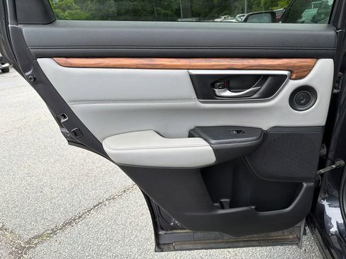 Used 2018 Honda CR-V Touring image 22