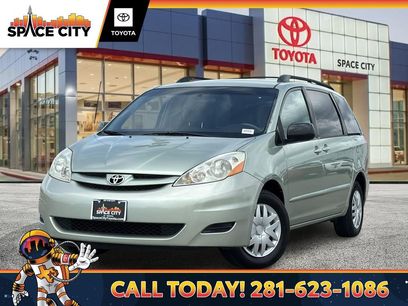 Used 2010 Toyota Sienna LE