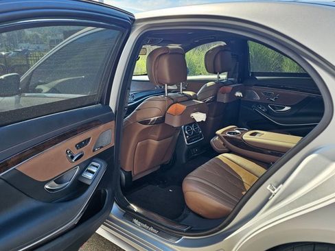 Used 2018 Mercedes-Benz S 560 4MATIC Sedan image 14