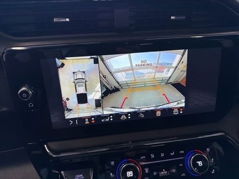 Used 2026 GMC Sierra 1500 AT4 w/ AT4 Premium Package image 3