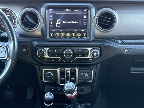 Used 2023 Jeep Gladiator Sport image 29