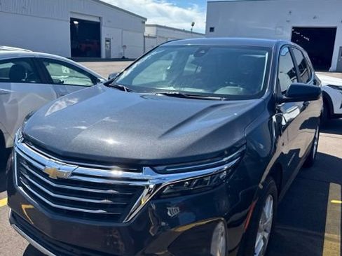 Used 2023 Chevrolet Equinox LT AWD/4WD image 1