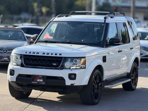 Used 2016 Land Rover LR4 HSE Silver Edition AWD/4WD image 3