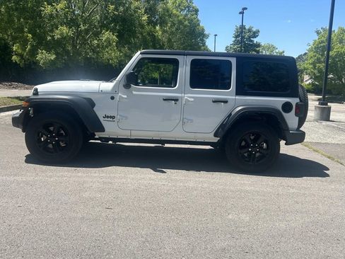 Used 2021 Jeep Wrangler Unlimited Sport AWD/4WD image 4