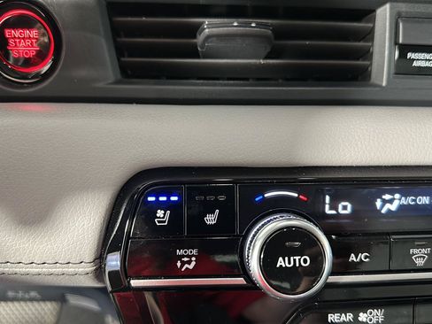 Used 2023 Honda Pilot Elite image 17