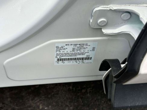 Used 2019 Ford Edge SEL w/ Equipment Group 201A image 18