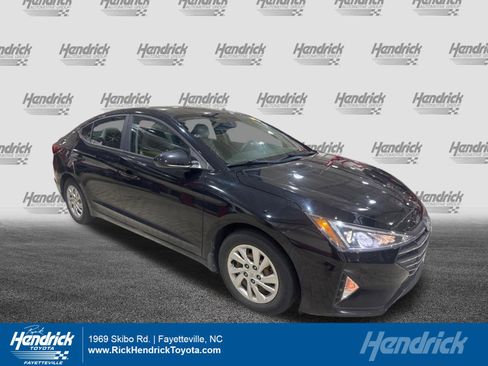 Used 2020 Hyundai Elantra SE FWD image 1