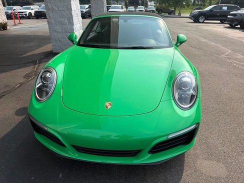 Used 2017 Porsche 911 Carrera RWD image 21