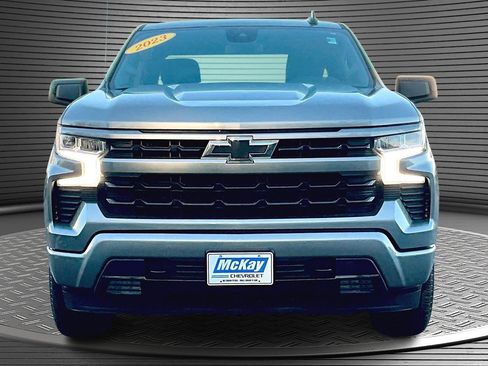 Used 2023 Chevrolet Silverado 1500 RST image 2