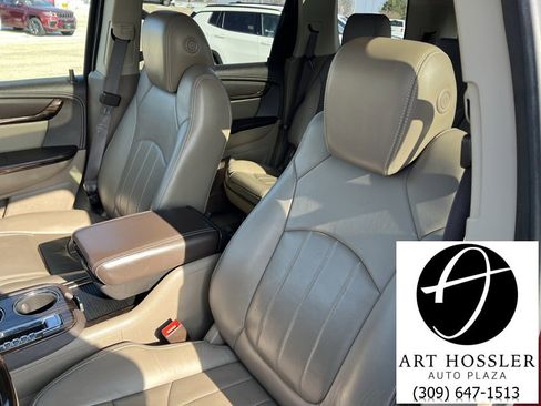 Used 2015 GMC Acadia Denali image 32