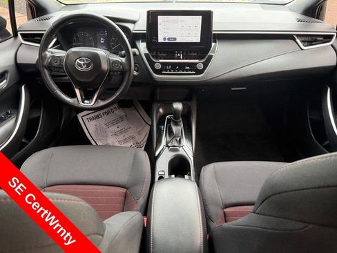 Used 2025 Toyota Corolla SE FWD image 13