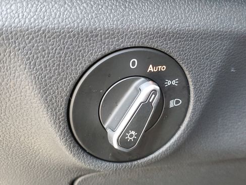 Used 2025 Volkswagen Jetta S image 26