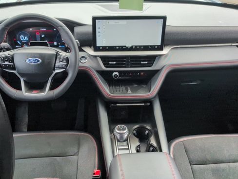 Used 2025 Ford Explorer ST RWD image 25