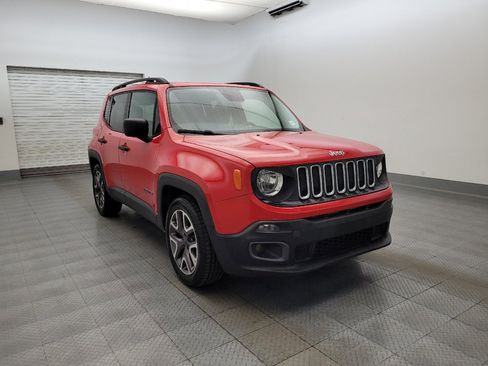 Used 2015 Jeep Renegade Latitude FWD image 13